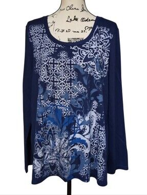 Appropriate Behavior Navy Blue Floral Medallion Print Top
